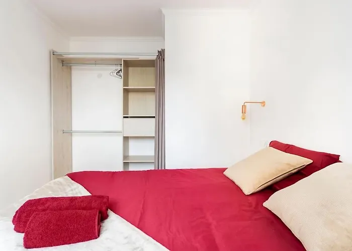 Cosy Haussmanian Apartment